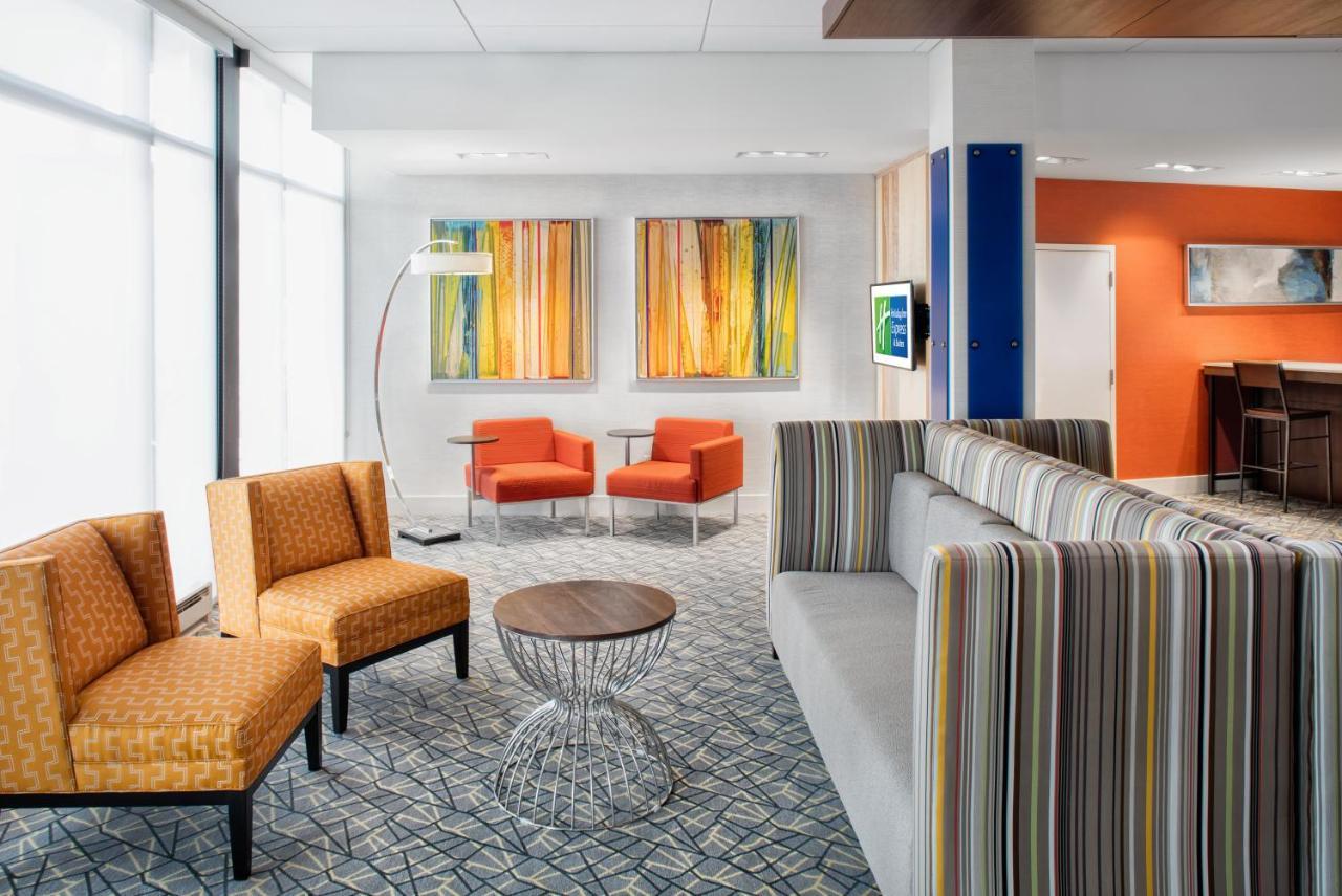 Holiday Inn Express East Peoria - Riverfront By Ihg Luaran gambar