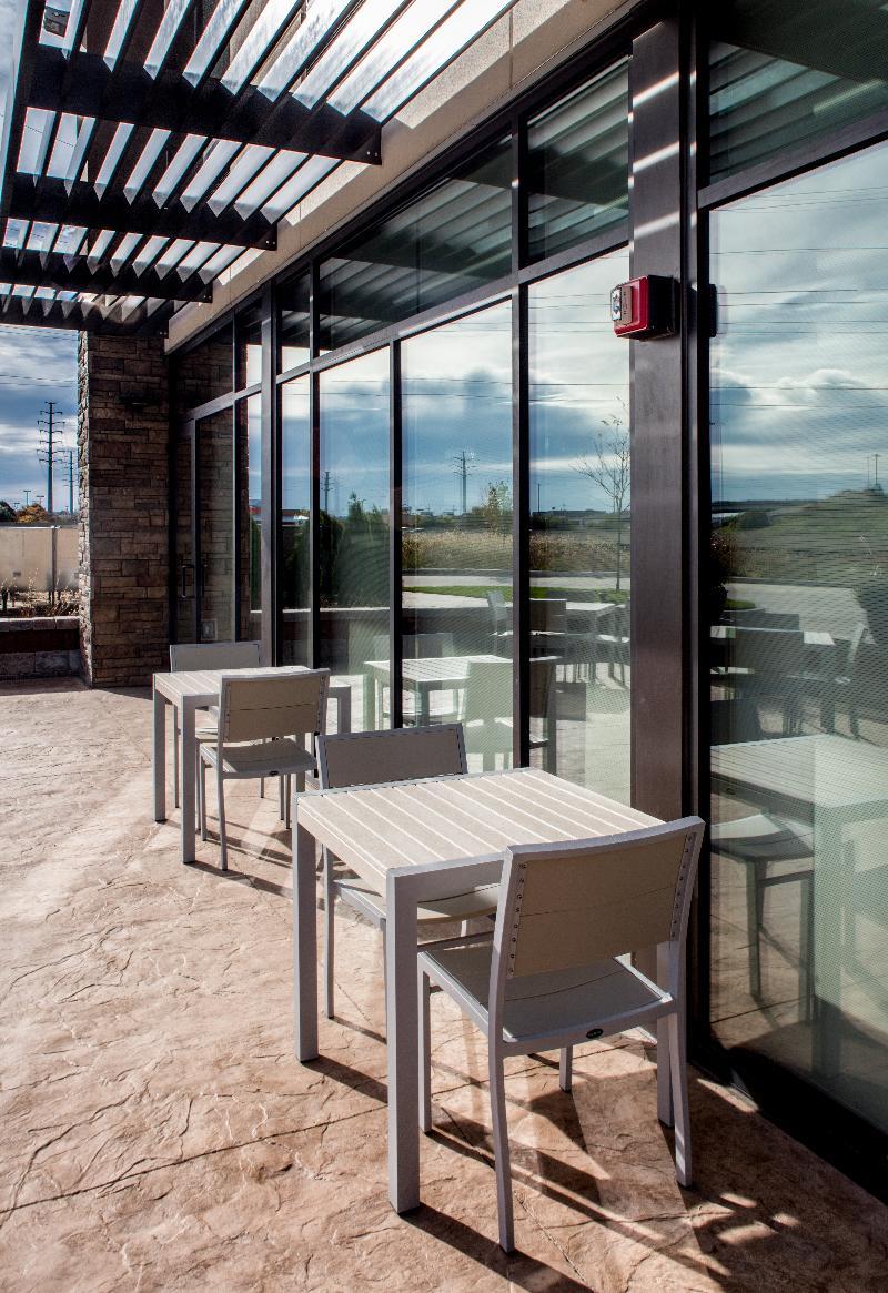Holiday Inn Express East Peoria - Riverfront By Ihg Luaran gambar